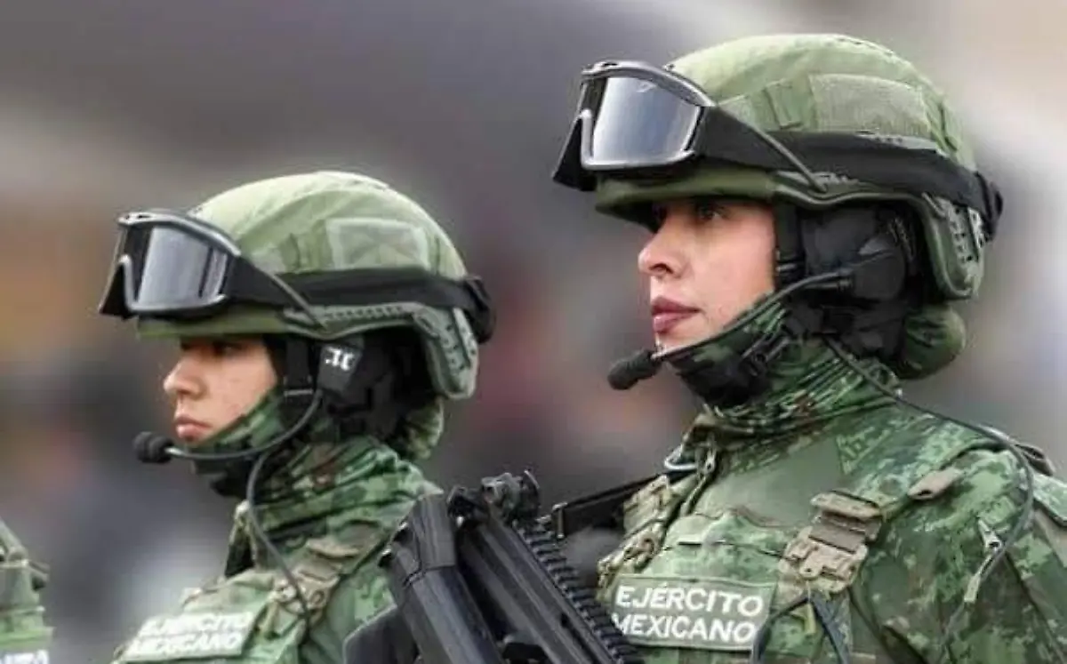 mujeres en el ejército